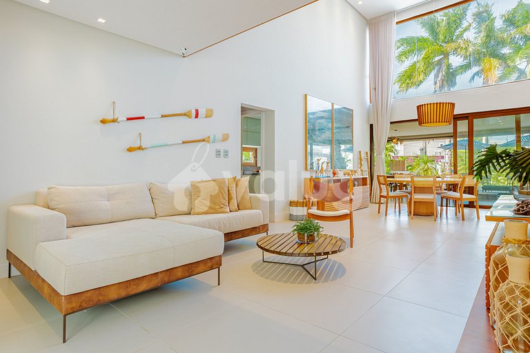 GB131 Beautiful House with 5 suites and Swimming Pool