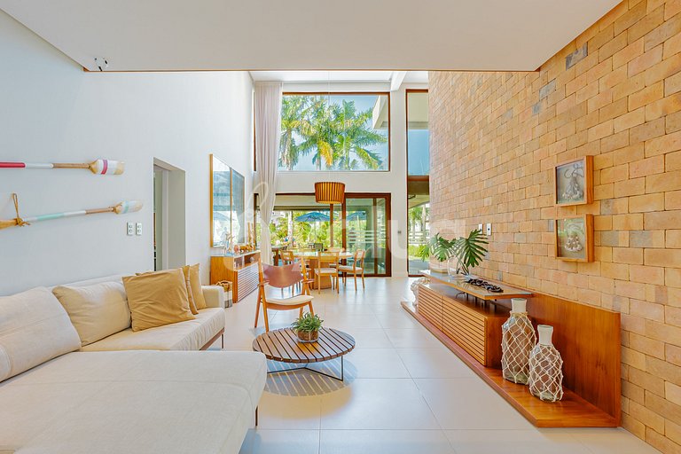 GB131 Beautiful House with 5 suites and Swimming Pool