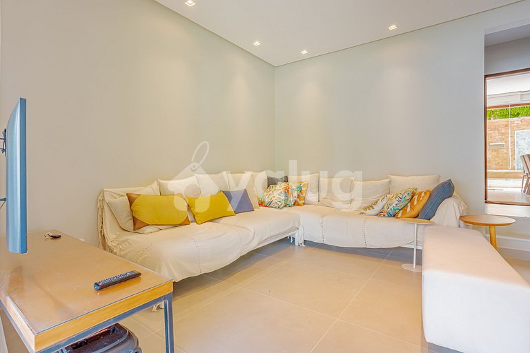 Gran casa de 4 suites con piscina en Guarajuba