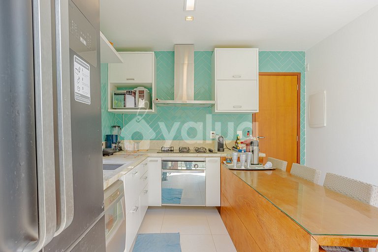 Gran casa de 4 suites con piscina en Guarajuba