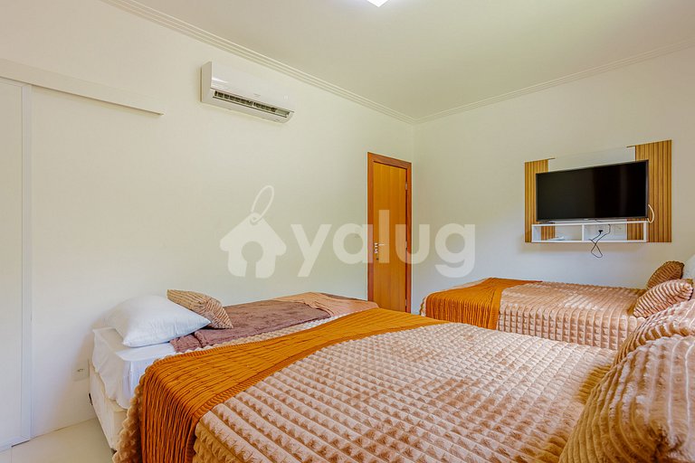 Luxury fully equipped house with pool in Praia do Forte.