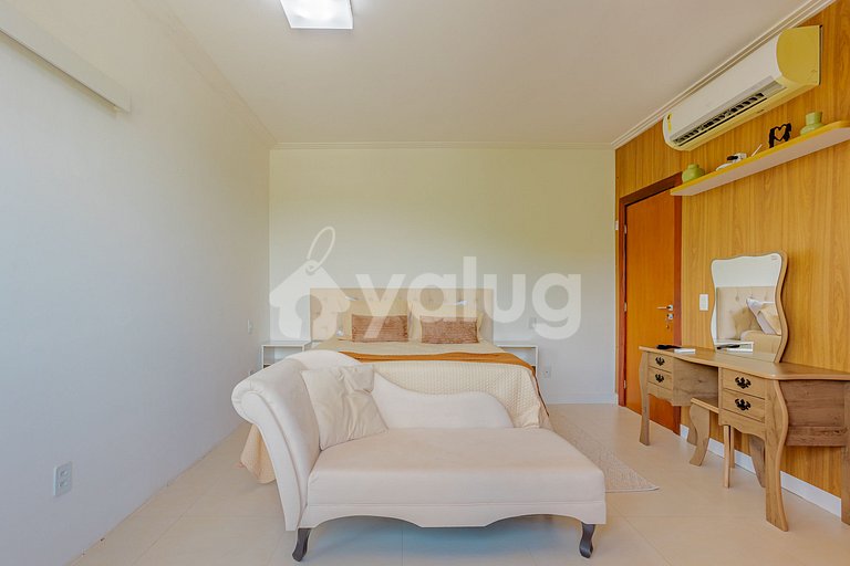 Luxury fully equipped house with pool in Praia do Forte.