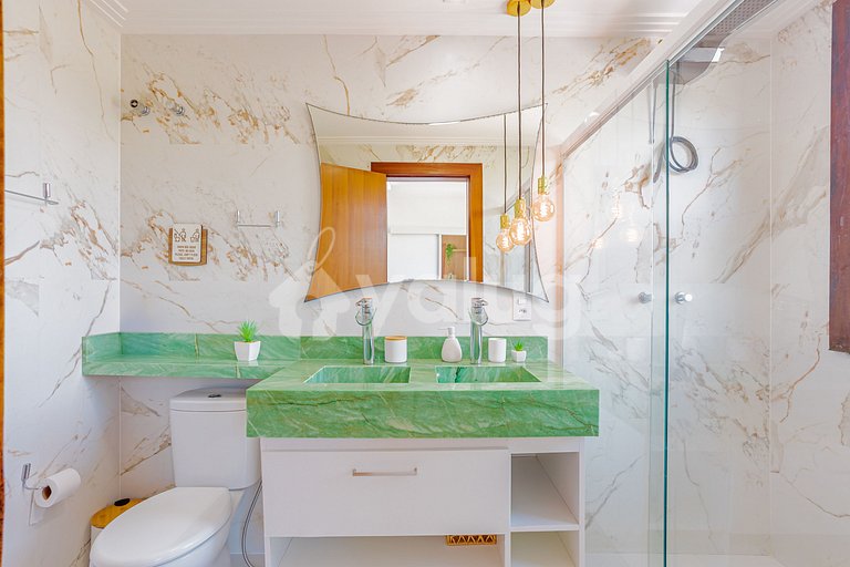 Casa completa de Alto Padrão com piscina em Praia do Forte