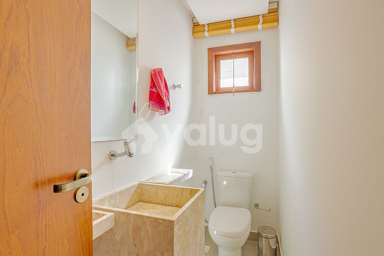 Gran casa de 4 suites con piscina en Guarajuba