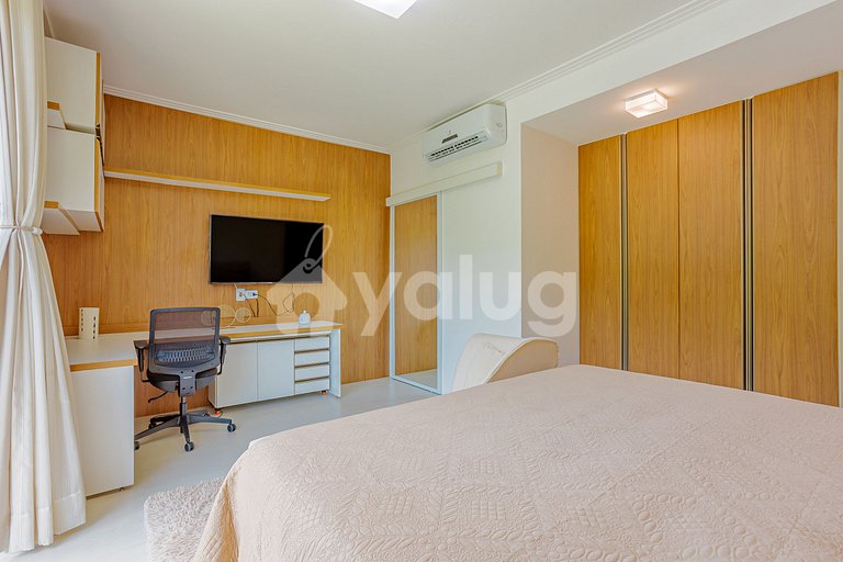 Luxury fully equipped house with pool in Praia do Forte.