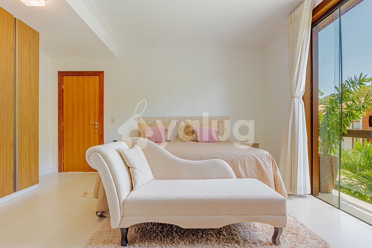 Luxury fully equipped house with pool in Praia do Forte.