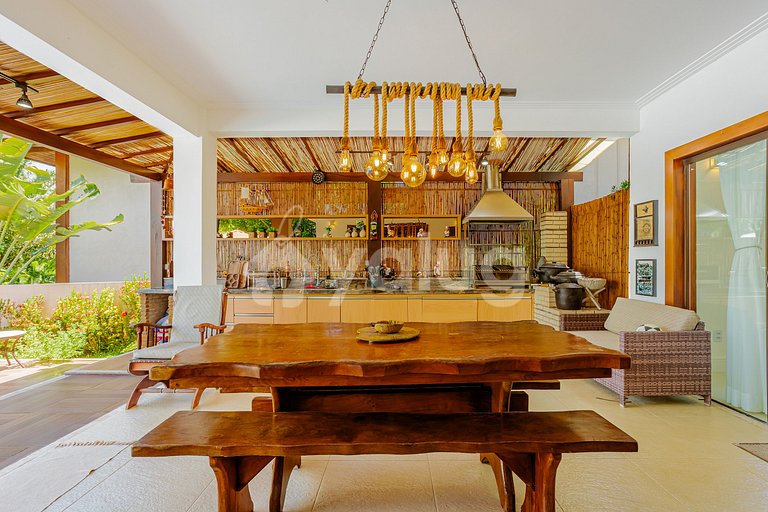 Luxury fully equipped house with pool in Praia do Forte.