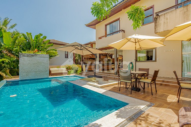 Luxury fully equipped house with pool in Praia do Forte.