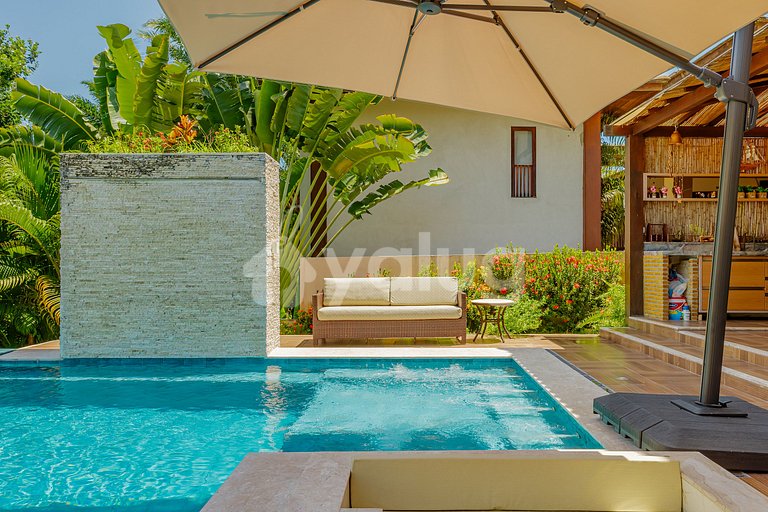 Casa completa de Alto Padrão com piscina em Praia do Forte