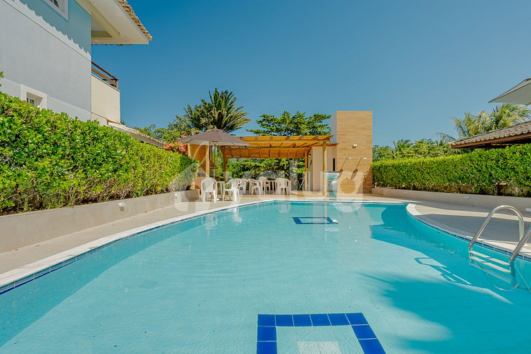 Ótima Casa 4 Suítes com Piscina em Guarajuba
