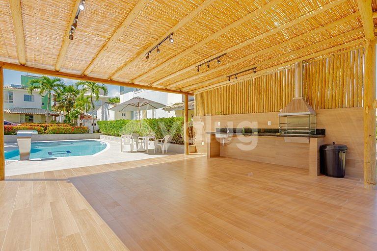 Great 4-Suite House with Pool in Guarajuba