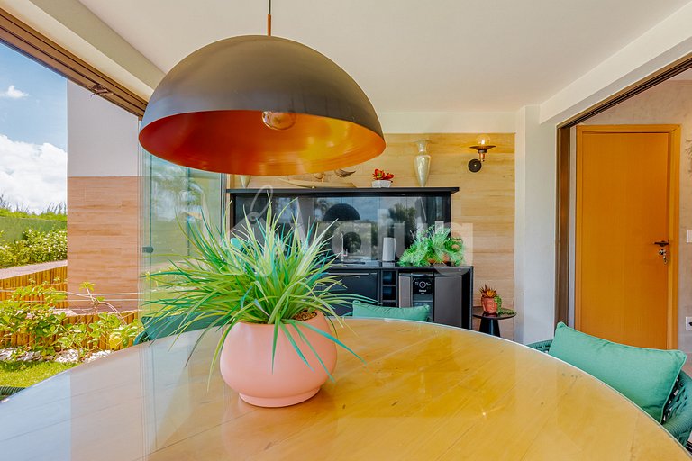 Apartamento Pé na Areia com 3/4 - Itacimirim