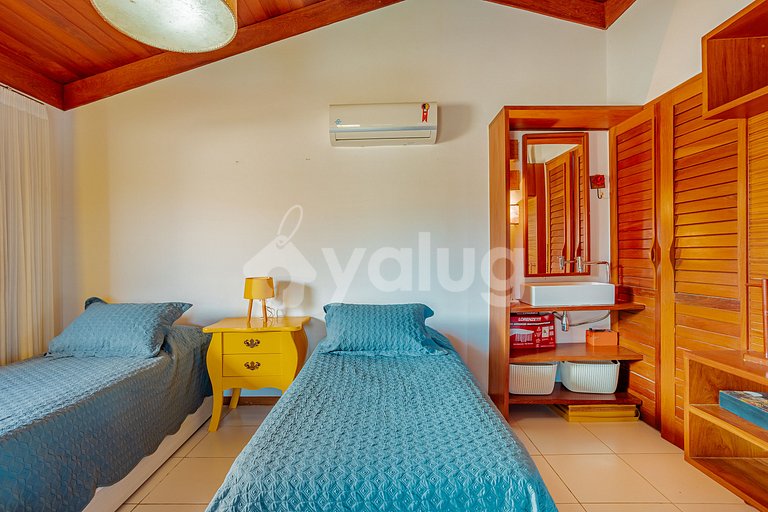 PF132 Beautiful Duplex with 3 Suites - Praia do Forte