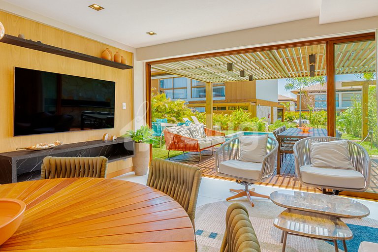 PF134 Luxury House with 4 Bedrooms and Swimming Pool