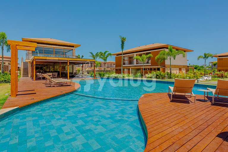 PF134 Luxury House with 4 Bedrooms and Swimming Pool