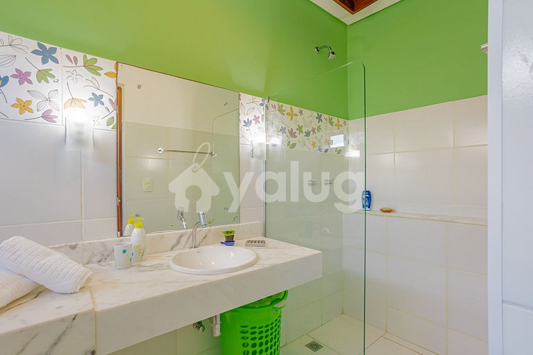 BV07 Excelente Casa com Piscina - Busca Vida