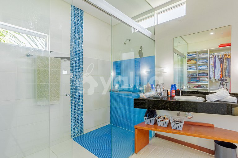 BV07 Excelente Casa com Piscina - Busca Vida