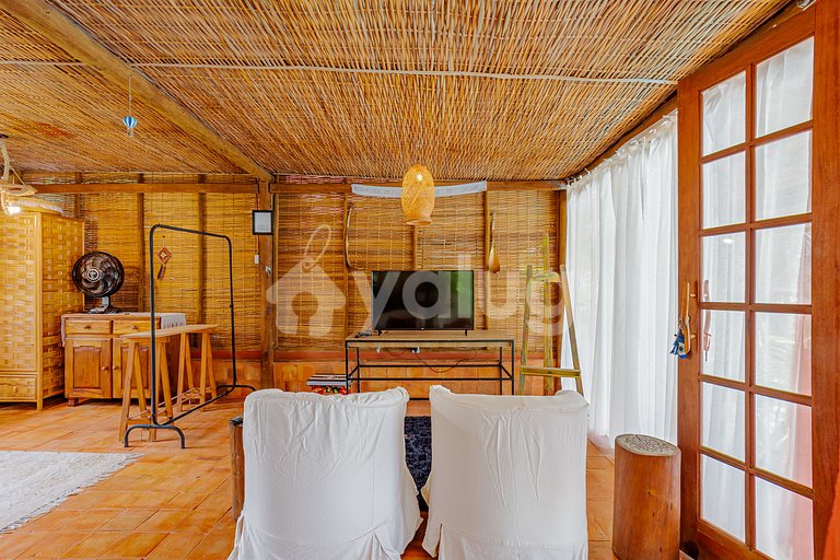 BV05 Espléndida casa rústica con piscina y jacuzzi