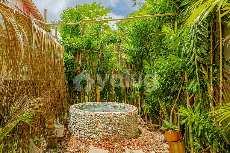 BV05 Splendid Rustic House with Pool and Hot Tub