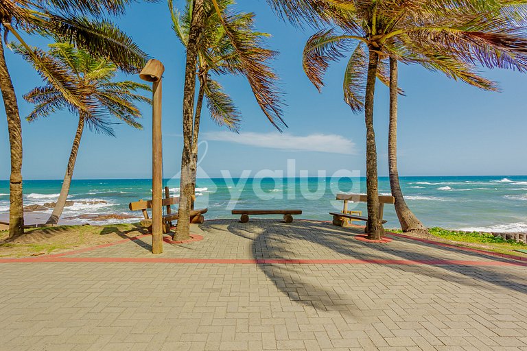 Mansión de lujo con 5 suites frente al mar y piscina privada