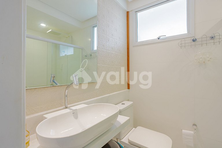 Mansión de lujo con 5 suites frente al mar y piscina privada