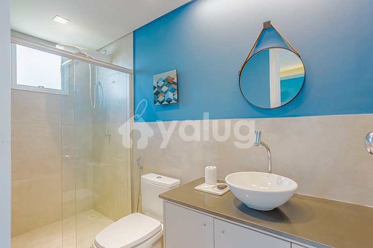 Mansión de lujo con 5 suites frente al mar y piscina privada