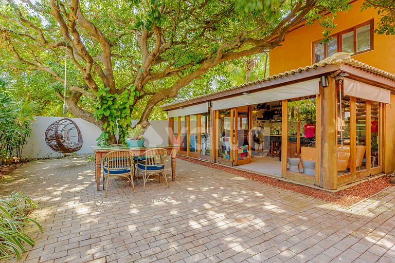 Mansão alto padrão 5 Suítes, Pé Na Areia c/ piscina privada