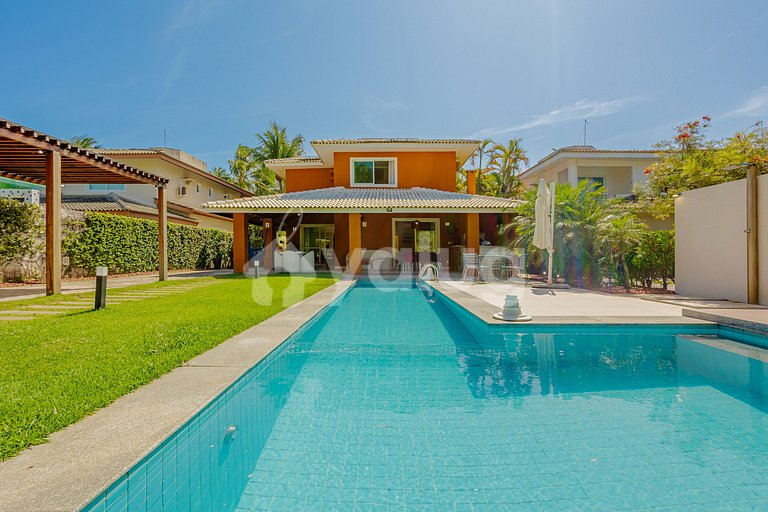 Mansão alto padrão 5 Suítes, Pé Na Areia c/ piscina privada