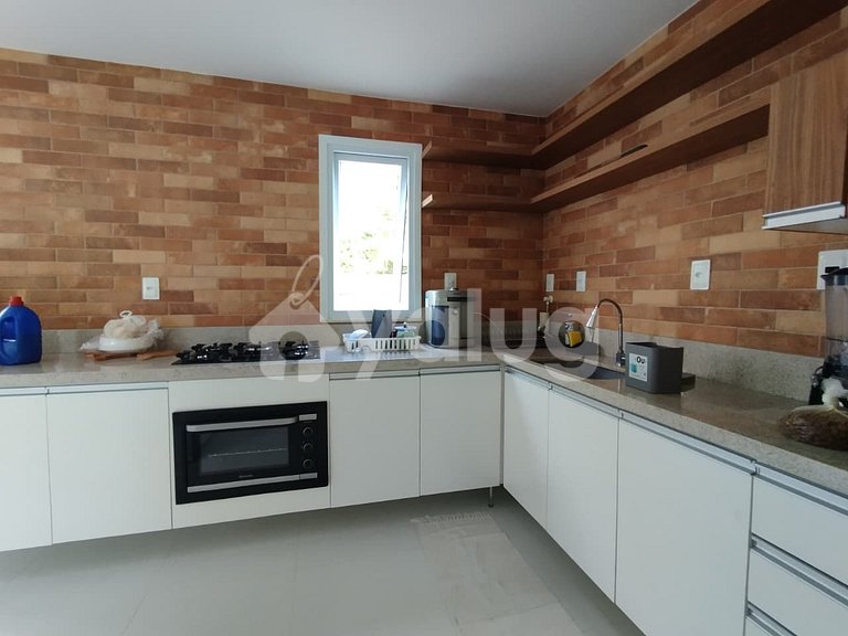 GB137 Maravilhosa Casa 5 Quartos a 350m da Praia