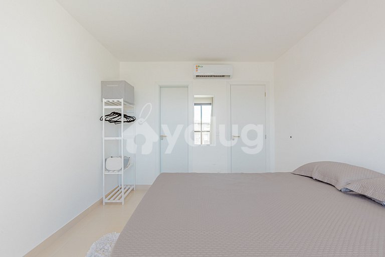 Excellent Duplex Village with 4 Suites and Swimming Pool - G