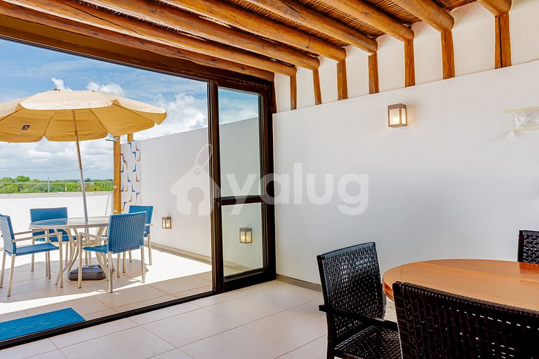 Excellent Beachfront Village with 4 Suites - Itacimirim