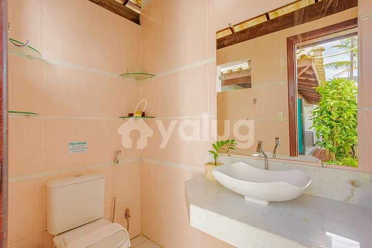 House 8 Bedrooms 50m from the Beach - Guarajuba