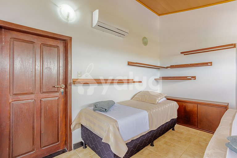 Casa 8 Quartos a 50m da Praia - Guarajuba