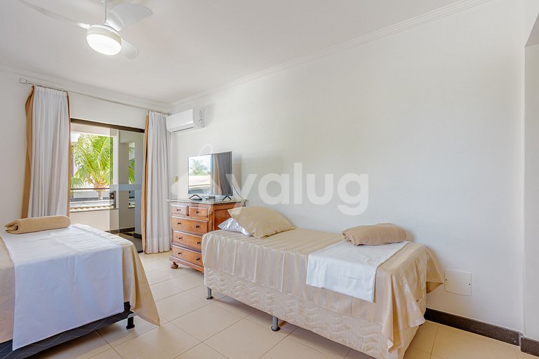 Casa 8 Dormitorios a 50m de la Playa - Guarajuba