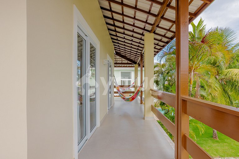 Beautiful House with Pool, 5 Bedrooms, 350m from the Beach