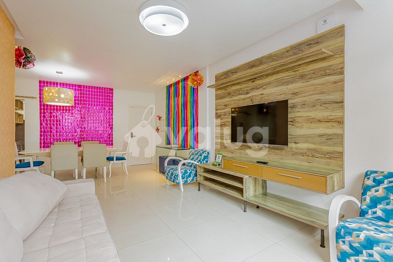 3/4 Apartment with a VIP Box View at the Ondina Carnival Cir