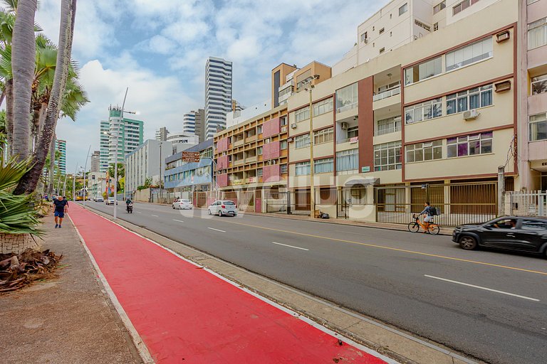 3/4 Apartment with a VIP Box View at the Ondina Carnival Cir