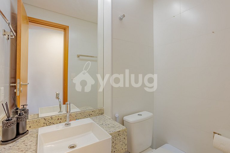 Excelente apartamento pé na areia com 2 suítes - Itacimirim