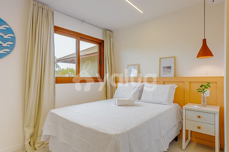 Beachfront Bungalow with 4 Suites - Itacimirim