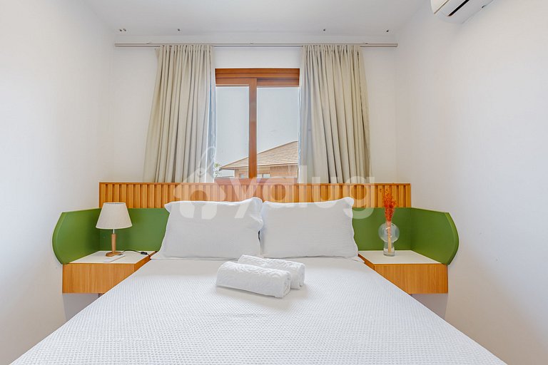 Beachfront Bungalow with 4 Suites - Itacimirim