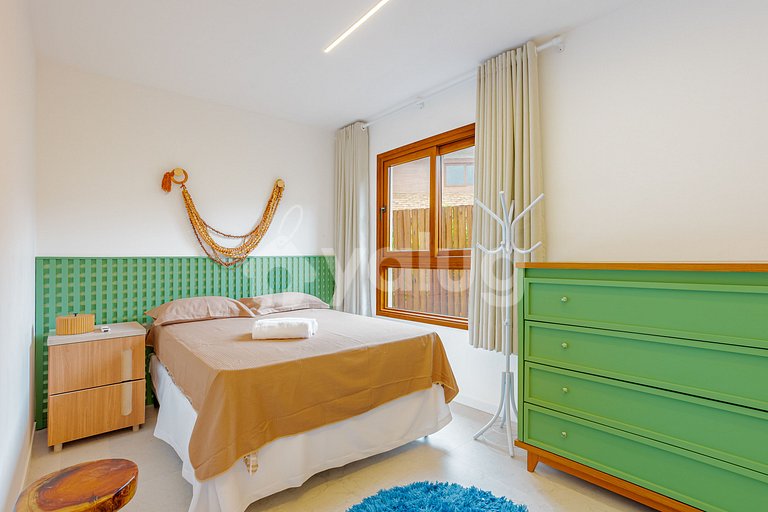 Beachfront Bungalow with 4 Suites - Itacimirim