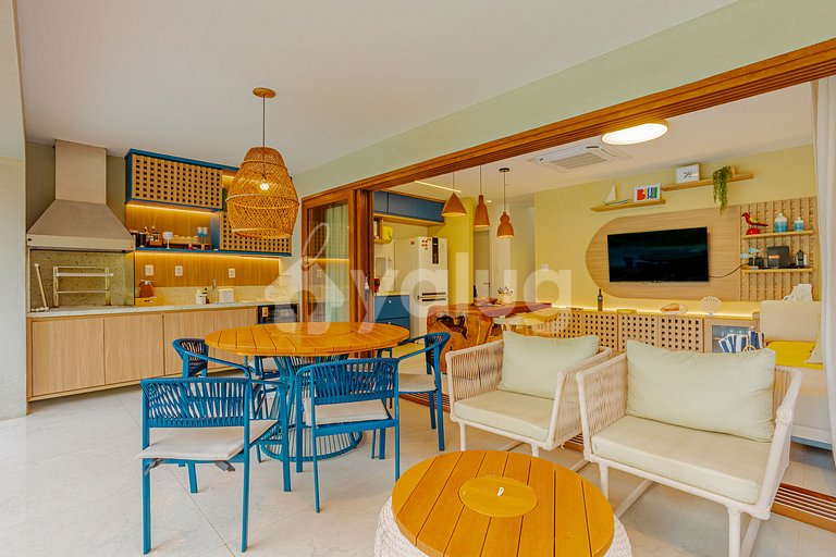 Beachfront Bungalow with 4 Suites - Itacimirim