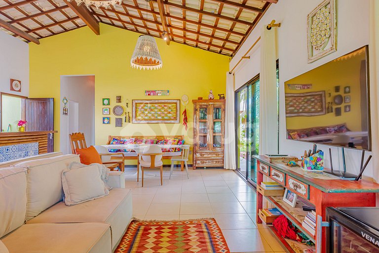 Beautiful House with Pool Near the Beach - Guarajuba