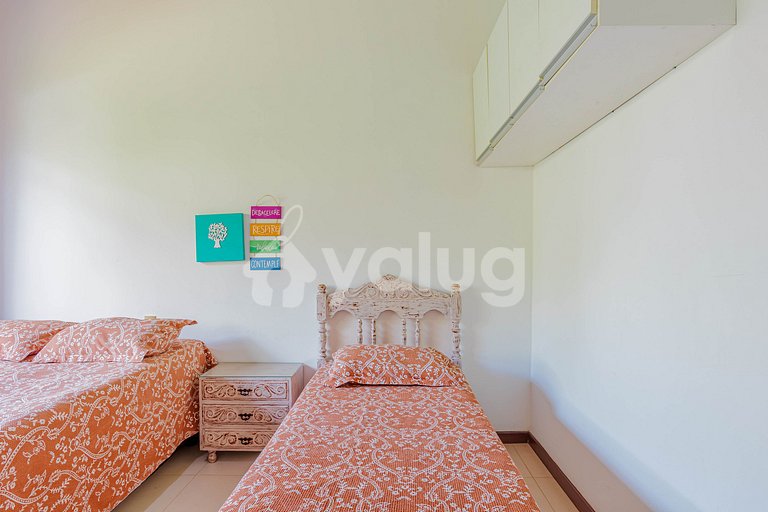 Bela Casa c/ Piscina 4 Quartos Próxima à Praia - Guarajuba