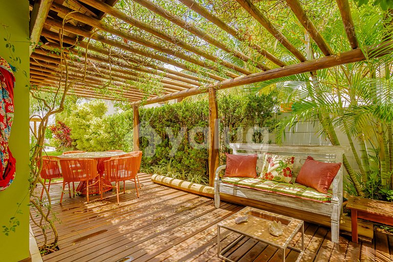 Hermosa casa con piscina cerca de la playa - Guarajuba