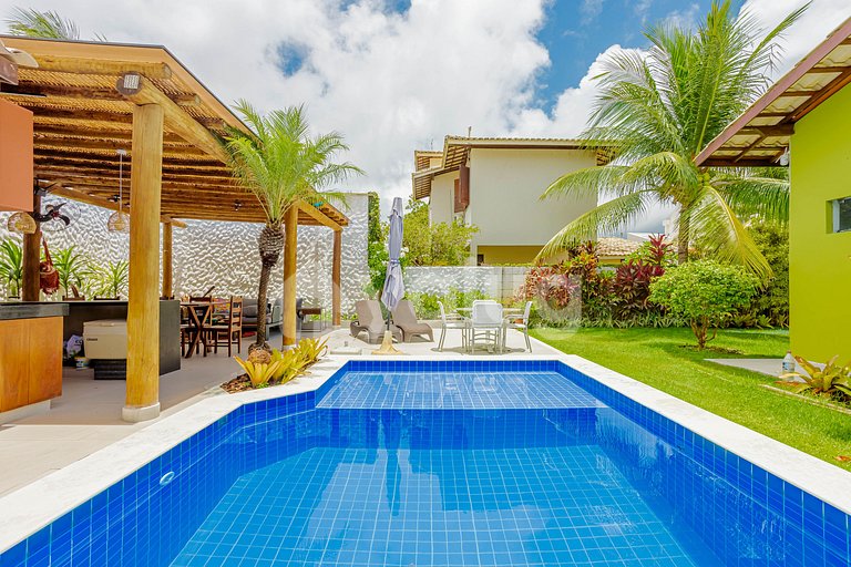 Hermosa casa con piscina cerca de la playa - Guarajuba