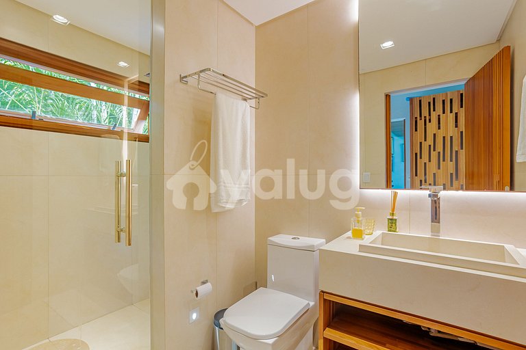 P138 Nice house w/ 5 suites, near the beach - Praia do Forte