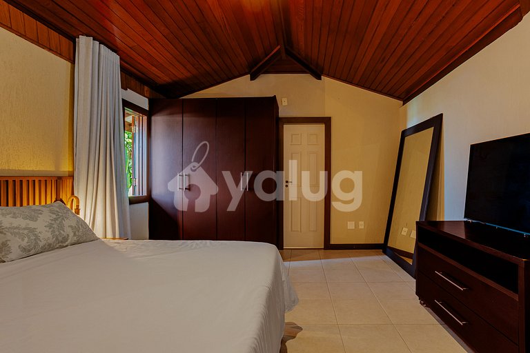 Excelente casa de 6 dormitorios - Praia do Forte