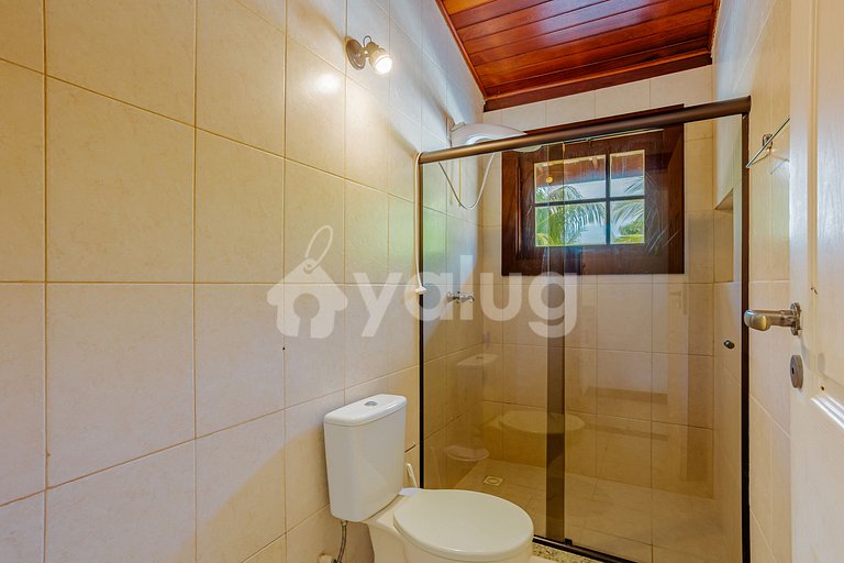 Excellent 6 bedroom house 200m from the beach-Praia do Forte