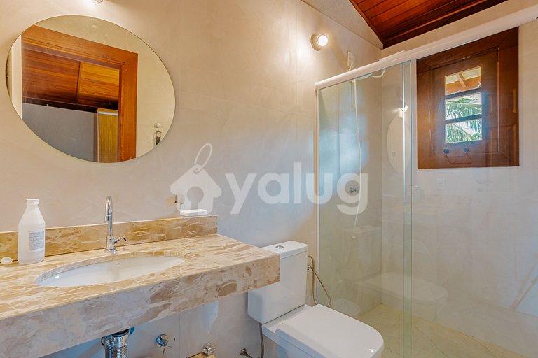 Excellent 6 bedroom house 200m from the beach-Praia do Forte